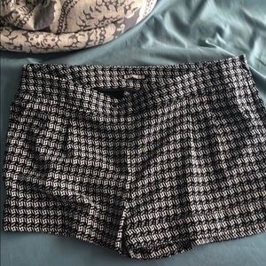Express Shorts